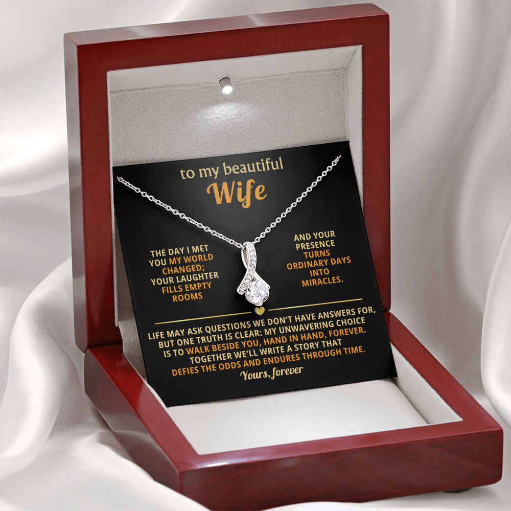 To My Beautiful Wife - Hand in Hand - Timeless Alluring Beauty Necklace in a Luxury Gift