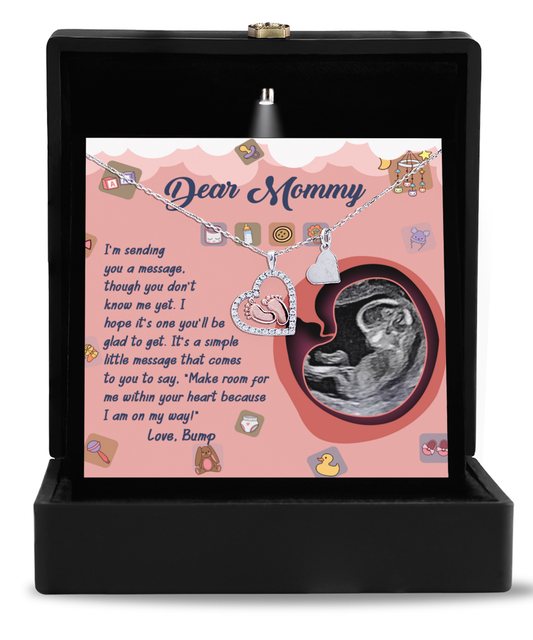 Mom To Be Baby Feet Necklace Gift - I'm On My Way